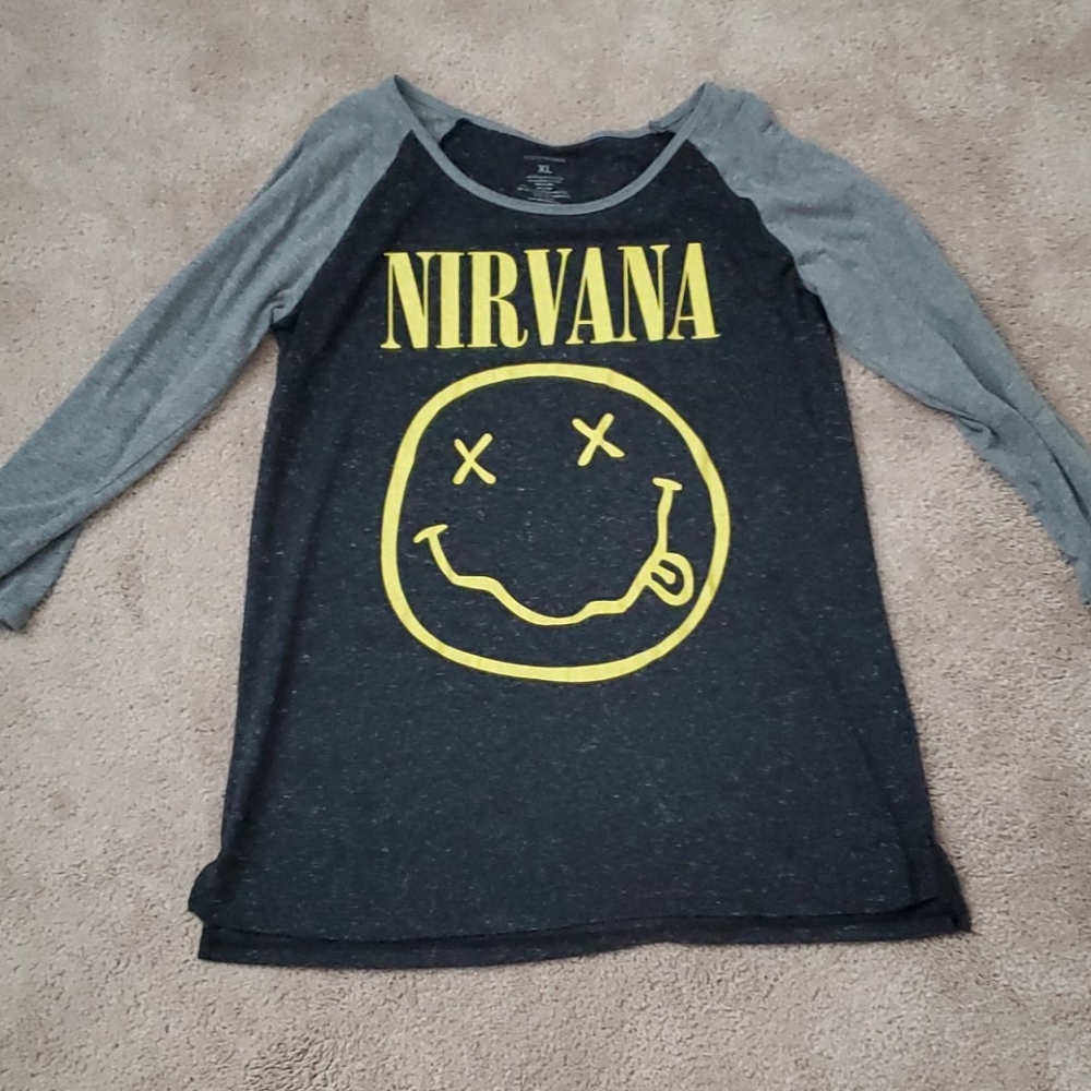 Women's Henley Tee